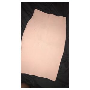 Pencil skirt size medium !